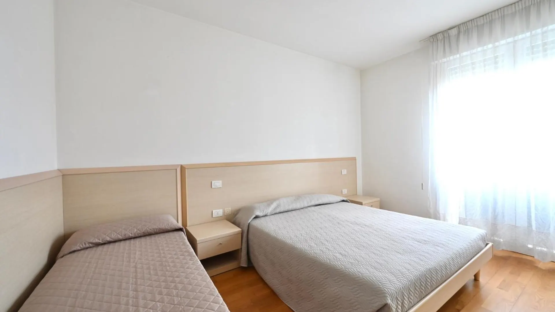 Tiepolo Apartments Lido di Jesolo